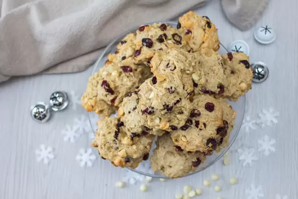 Cranberries and White Chocolate Cookies