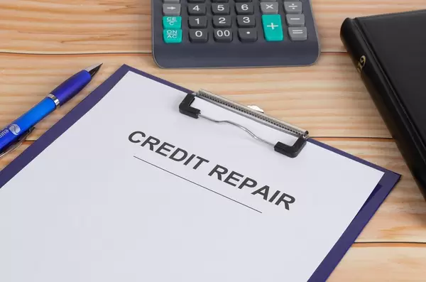 Credit Repair text on clipboard