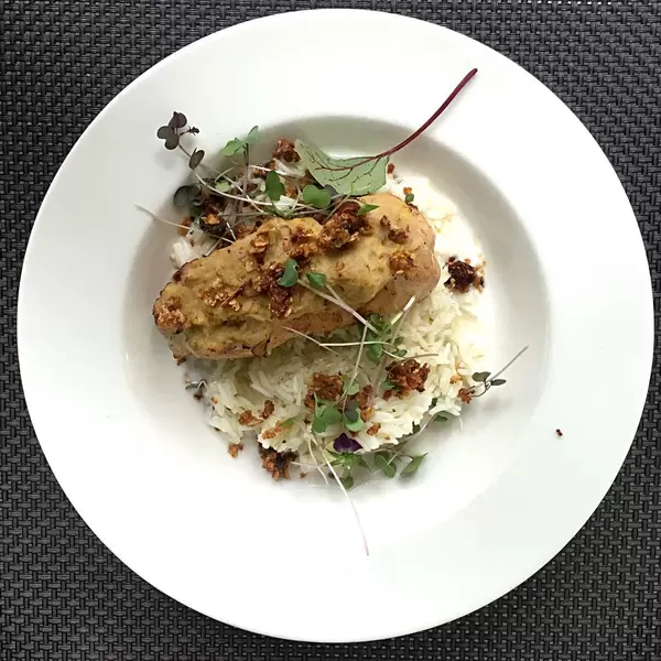 Crispy Chicken with Banana and Rice