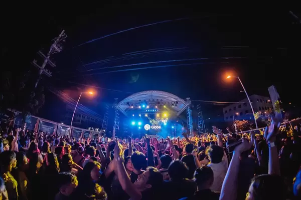 Crowd partying at Dinagyang Music Festival in Iloilo City, Philippines