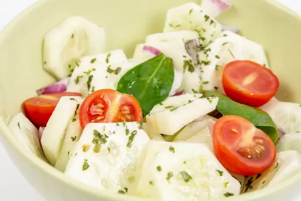 Cucumber and Tomato salad with Baby Spinach