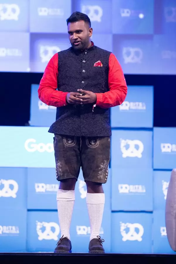 Dan Ram auf der Bühne beim Bits & Pretzels Festival 2018