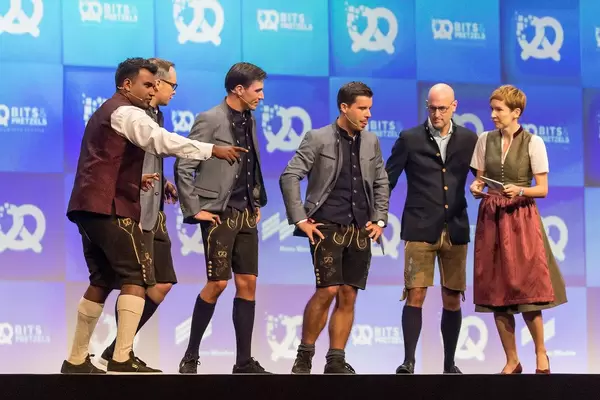 Dan Ram, Felix Haas, Andreas Bruckschloegl, Bernd Storm van's Gravesande, Dominik Wichmann und Britta Weddeling