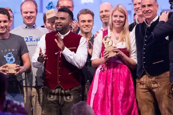 Dan Ram und die Gewinner des Start Up Pitch Bits & Pretzels 2018