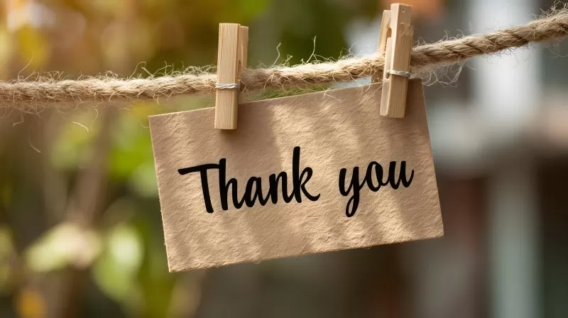 Dankeskarte am Seil mit Wäscheklammern