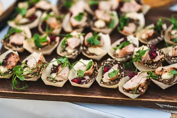 Dark Bread Chicken Meatb Fillet Canape