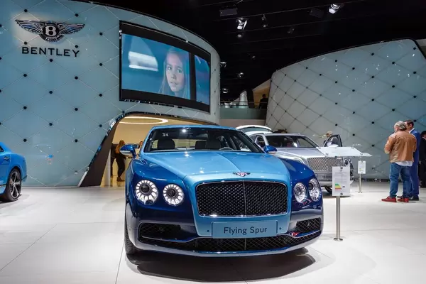 Das Bentley-Modell Flying Spur bei der IAA 2017 in Frankfurt am Main