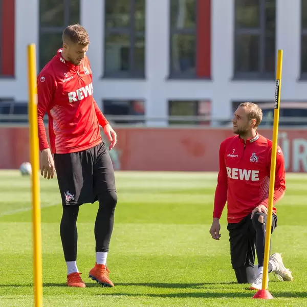 Das erste 1. FC Köln Fußballtraining mit dem neuen Trainer André Pawlak, zeigt die Spieler Simon Terodde und Marcel Risse