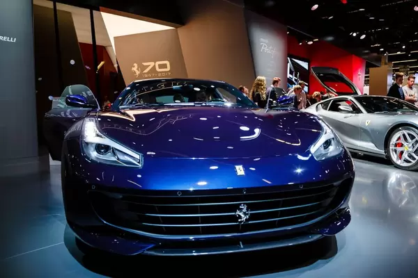 Das Ferrari Modell GTC4 Lusso bei der IAA 2017 in Frankfurt am Main