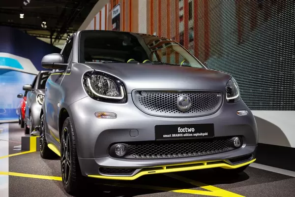 Das Smart Modell fortwo von BRABUS Edition bei der IAA 2017 in Frankfurt am Main