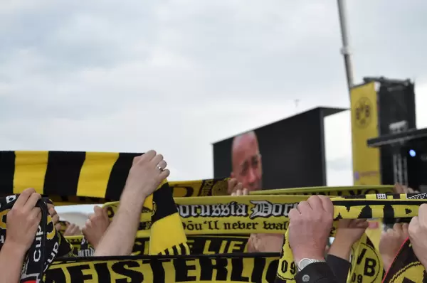 Dede_bei_Meisterfeier