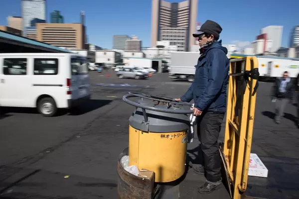 Deliveryman - Tokyo, Japan