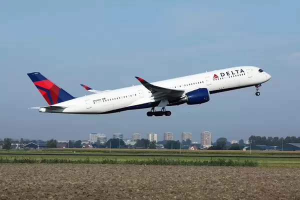 Delta Airlines startet vom Amsterdam Schiphol Fulghafen