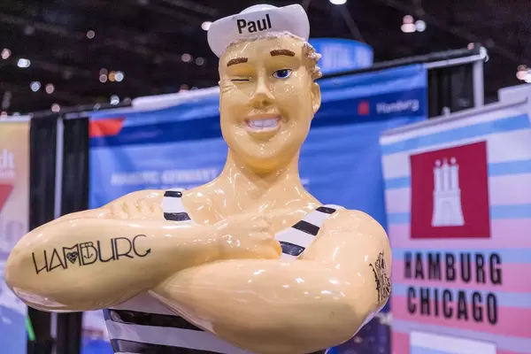 Der Seemann Paul als Symbol der Freundschaft zwischen Chicago und Hamburg