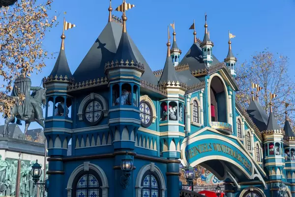 Der Turm am Eingangstor zu Heinzels Wintermärchen