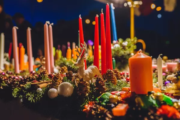 Detail Of Christmas Wreath With Red Candles And Pines (Flip 2019)