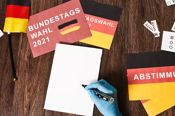 Deutschland: Bundestagswahl 2021 während der Corona-Pandemie. Hintergrund mit Platz für Text