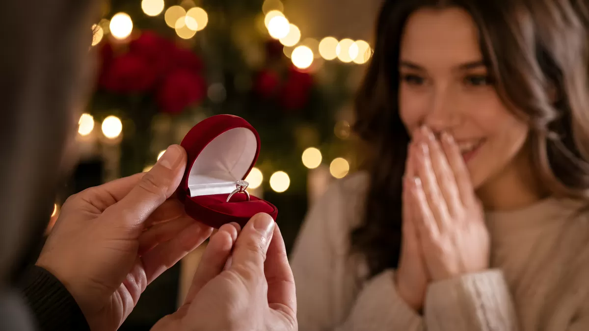 Diamantring zu Weihnachten: Heiratsantrag machen