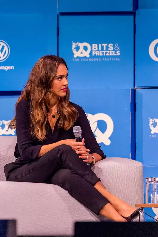 Die bezaubernde Jessica Alba verrät ihr Erfolgsgeheimnis