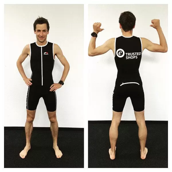 Die Zeit fliegt. Noch sechs Tage bis zum IM 70.3. Rechtzeitig kamen auch die Einteiler von Skinfit mit Sponsor @trustedshops an. #triathlon #skinfit #canyon #sports #happy #sun #ironman #running #picoftheday #bike #motivated #triathlon #swimming #cycling