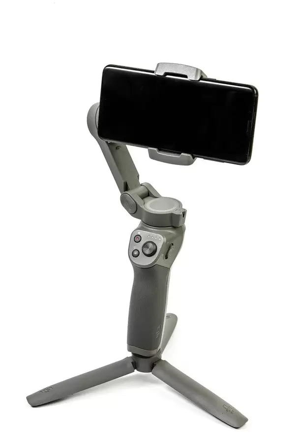 DJI Osmo Mobile 3 phone gimbal with mobile phone attached (Flip 2019)