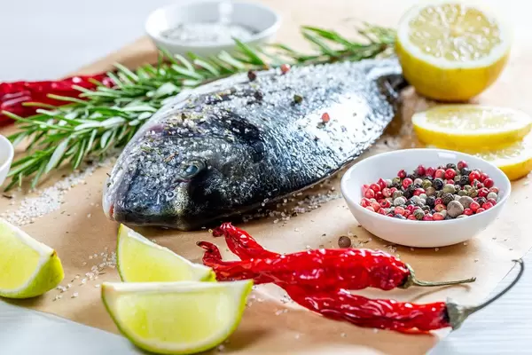 Dorado with spices, lime slices and fresh rosemary (Flip 2019)