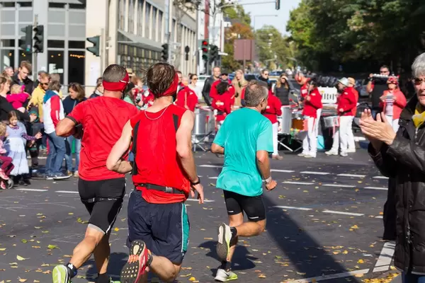 Drei Läufer - Köln Marathon 2017