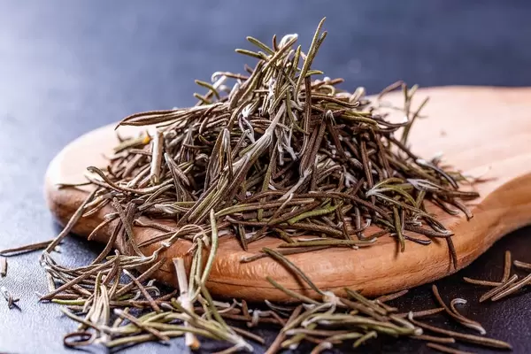 Dried rosemary