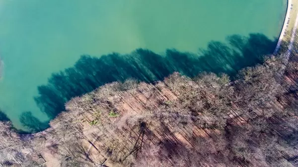 Drohnenfoto von Adenauer Weiher in Köln