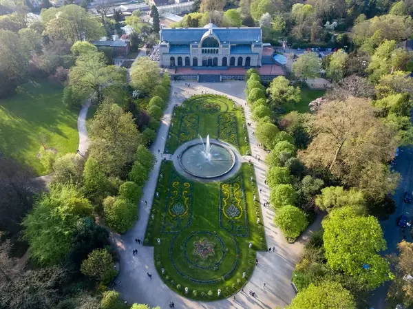 Drohnenfotografie: Flora Köln im Sonnenuntergang