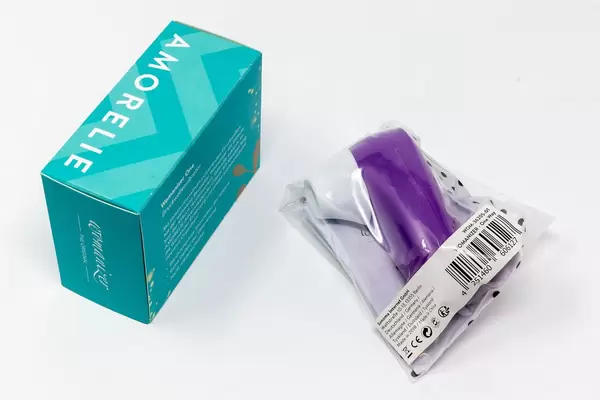 Druckwellen Vibrator für die Klitoris aus dem Amorelie Adventskalender