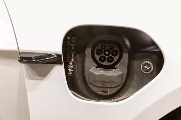 E-mobility by Porsche: Type 2 and CCS connection on Taycan Turbo S electric sports car