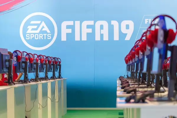 EA Sports: FIFA19