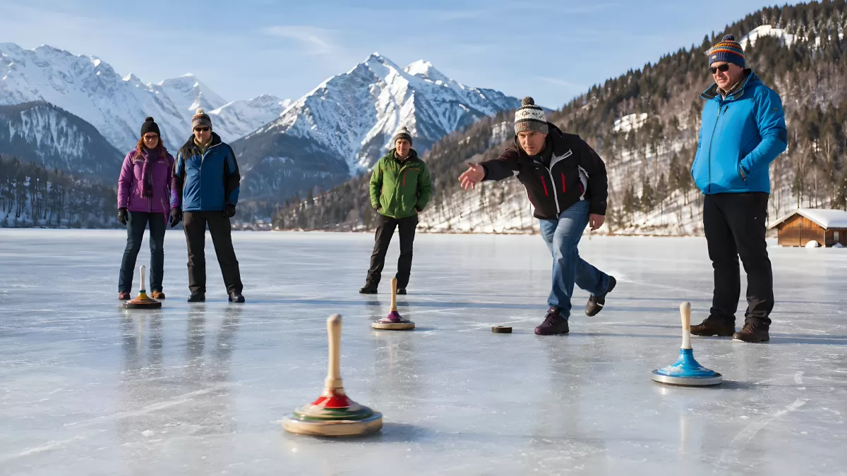 Eisstockschießen auf gefrorenem See in den Alpen