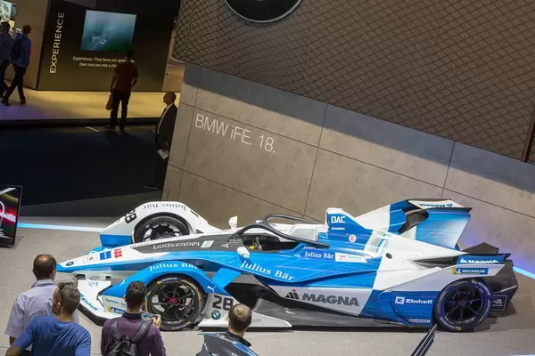 Electric motor sports: Formel-E racing car BMW iFE 18