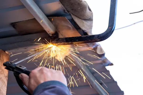 Electric welding for roof repair
