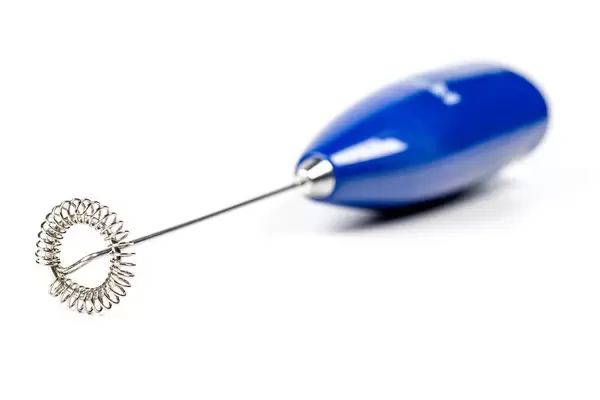 Electric whisk for whipping milk and coffee (Flip 2020)