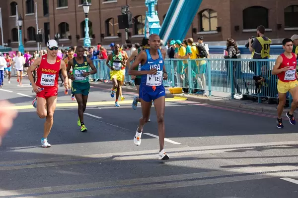 Elkanah Kibet, David Carver und weitere Läufer (Marathon Finale) bei den IAAF Leichtathletik-Weltmeisterschaften 2017 in London