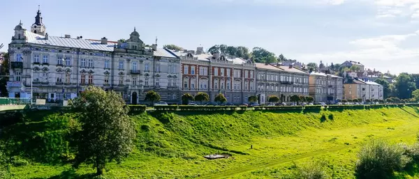 Embankment in Przemysl during the day / Damm in Przemysl während des Tages