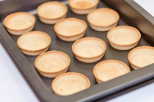 Empty tart shell  Flip 2019