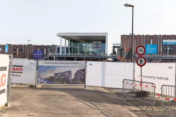 Entrance to the fairgrounds Koelnmesse - Gamescom 2017, Cologne