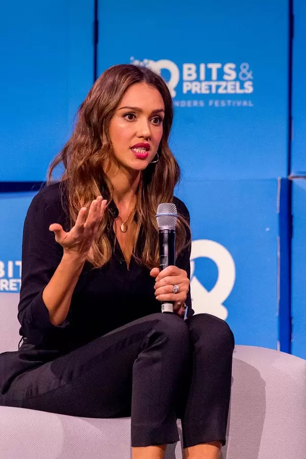 Entrepreneur, Model, Schauspielerin und Mutter auf der Bits & Pretzels