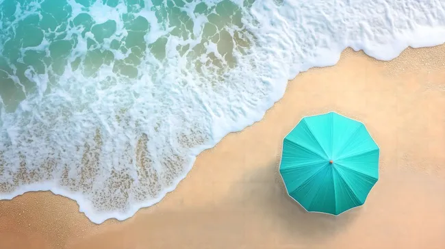 Entspannende Szenerie am türkisfarbenen Strand