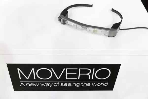 Epson Moverio Augmented Reality Brille