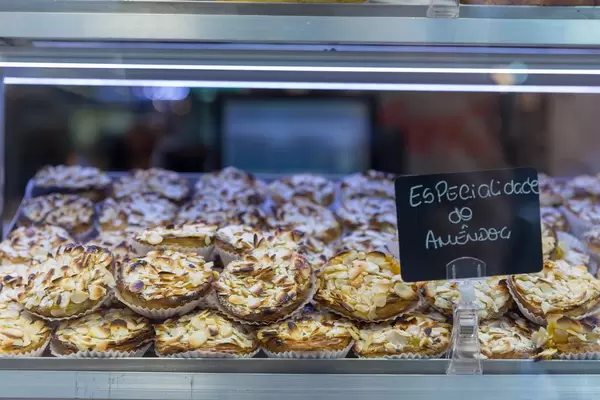 Especialidade do Amendog Nusstorten Gebäck