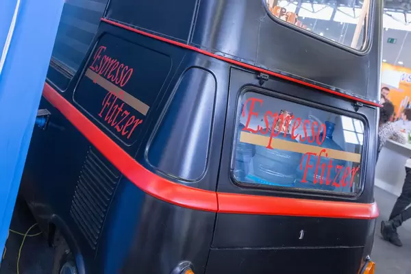 Espresso-Flitzer, das Retro-Erpressobar auf der Fibo-Messe in Köln