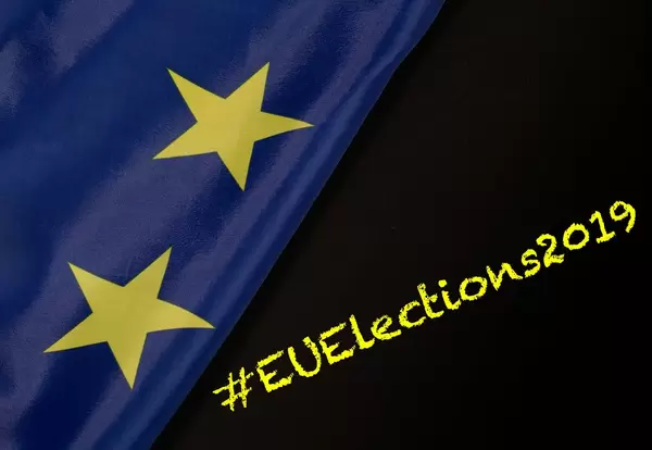 # EUElections2019 Text mit Flagge der Europäischen Union
