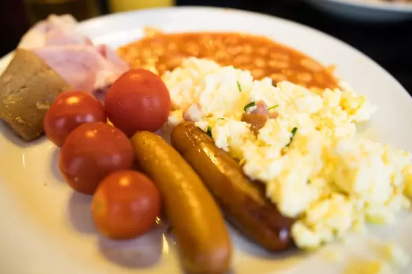 European ferry breakfast plate (Flip 2019)