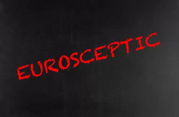 Euroskeptischer Text auf Tafel