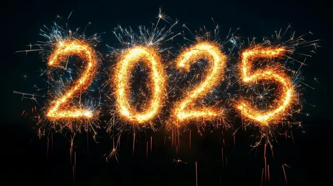 Feurige Zahlen 2025 als Feuerwerk-Silhouette